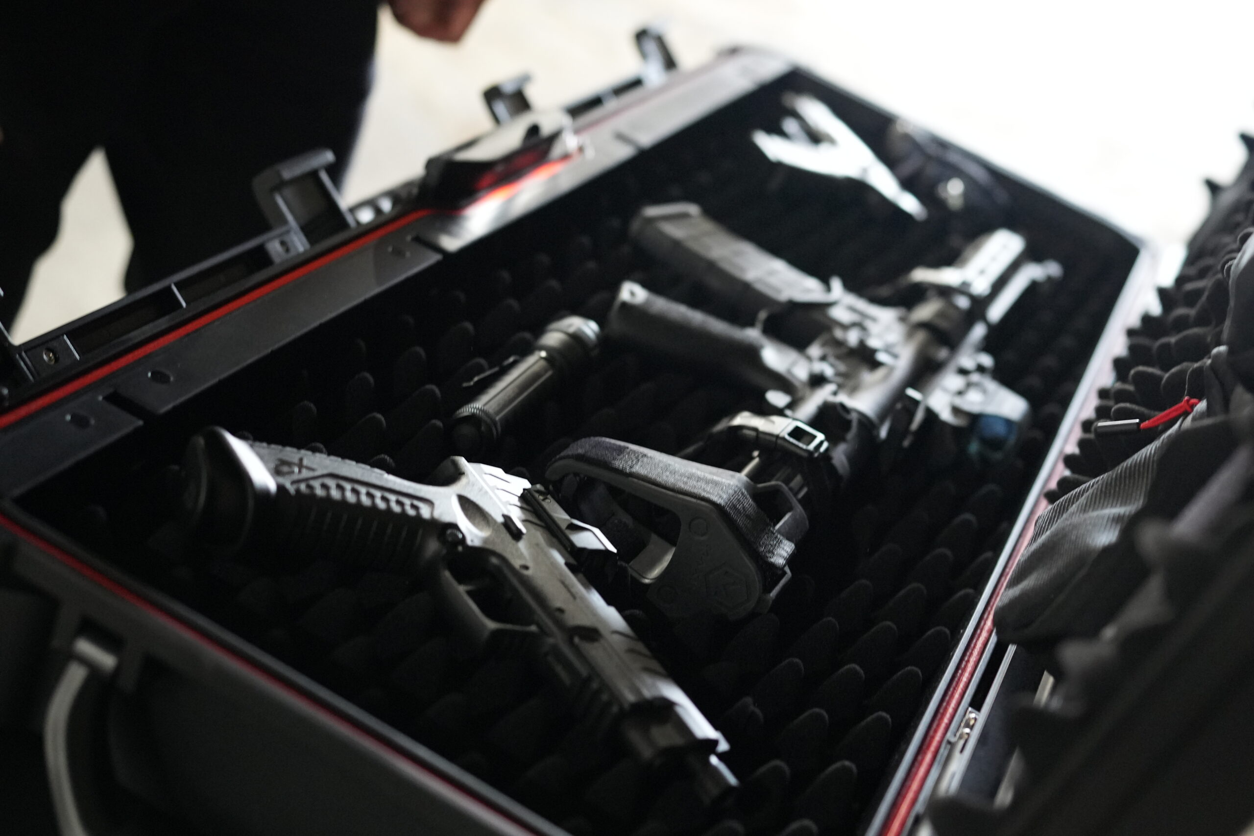 Vaultek LifePod XRC Biometric Rifle Case - Covert Black - Image 6